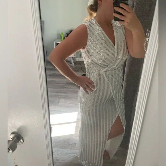 White and silver sequined dress sz large - Picture 3 of 4